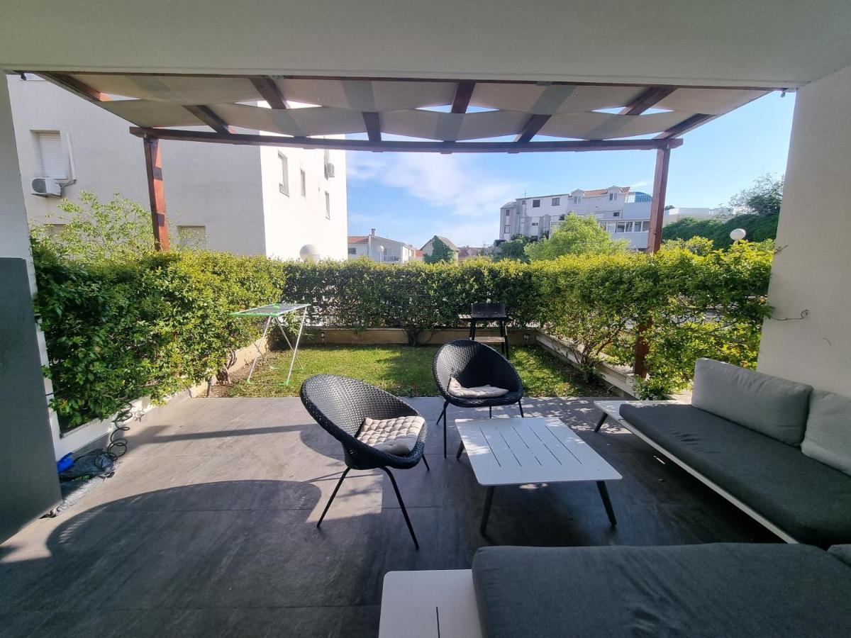 Apartment With Big Terrace Leon Split Exterior photo